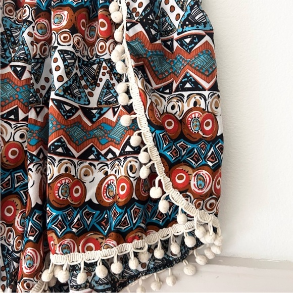 Shosho High Waist Geometric Patterned Shorts with Pom Pom Trim medium - Picture 4 of 5